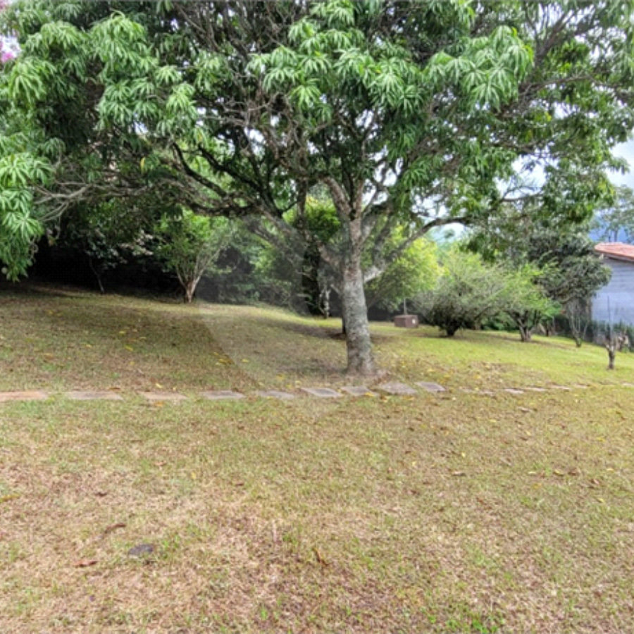 Excelente terreno com 980 metros em condomínio fechado com segurança 24hs Bom Jesus dos Perdoes.