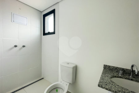 Apartamento - Ipiranga - 3 Suítes / Quartos - 2 Vagas - Depósito - Venda / Compra