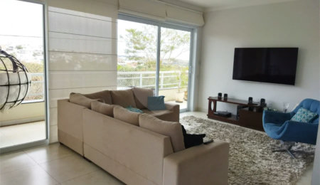 Casa à venda com 3 quartos, sendo 1 suíte,  em Residencial Fazenda das Areias, São João da Boa Vista, SP