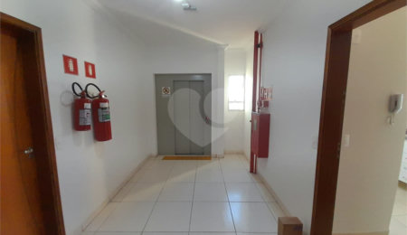 Apartamento à venda com 1 quarto em Vila Costa do Sol, São Carlos, SP
