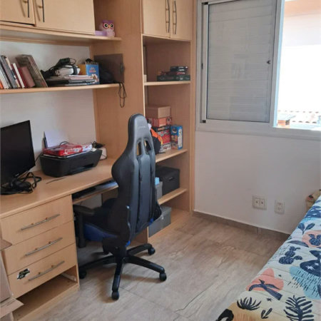 Casa à venda com 4 quartos, sendo 1 suíte,  no condomínio Villas IV, São Paulo - SP