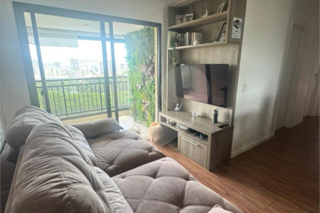 Apartamento com 69m² à venda na Moóca, 3 dormitórios, 1 suíte, 2 vagas, andar alto com vista livre, lazer completo