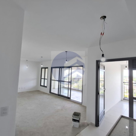 Apartamento à venda com 2 quartos, sendo 2 suítes, em Vila Pirajussara, São Paulo - SP