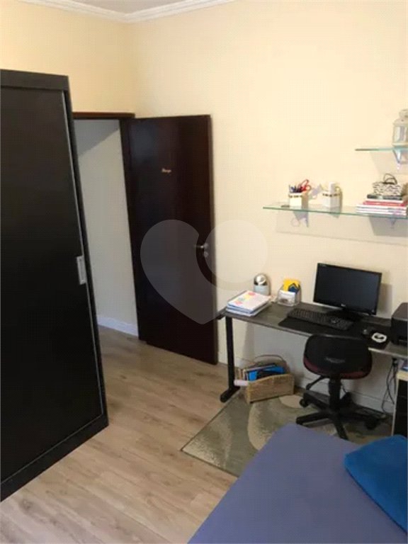 A VENDA SOBRADO, 100M², 3 DORMITORIOS 2 SENDO SUITE, 3 BANHEIROS, 2 VAGAS DE GARAGEM, SÃO JOSÉ DOS C