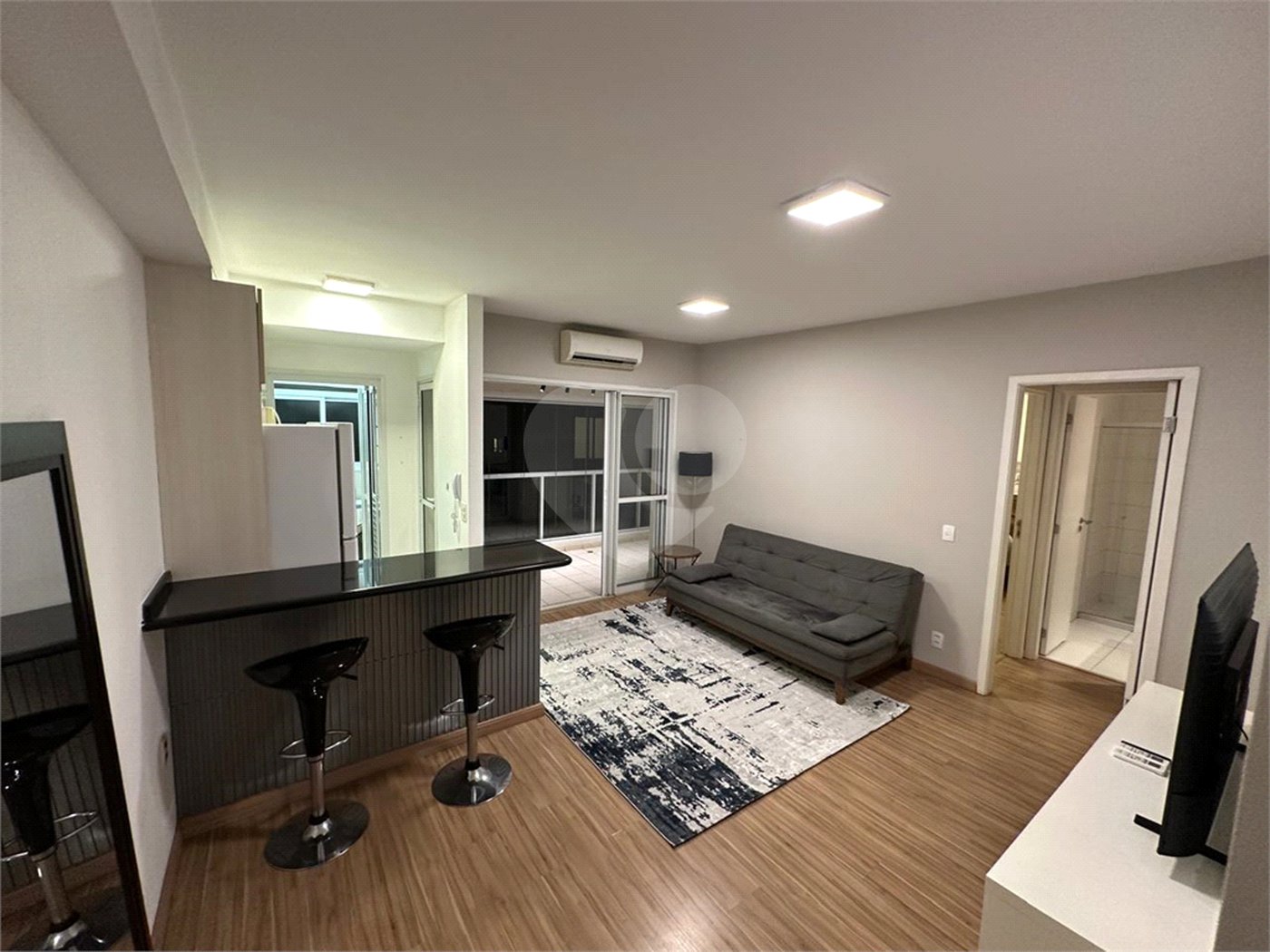 Apartamento para locação no Campo Belo com 51m², com 1 dormitório, 1 vaga, e lazer completo