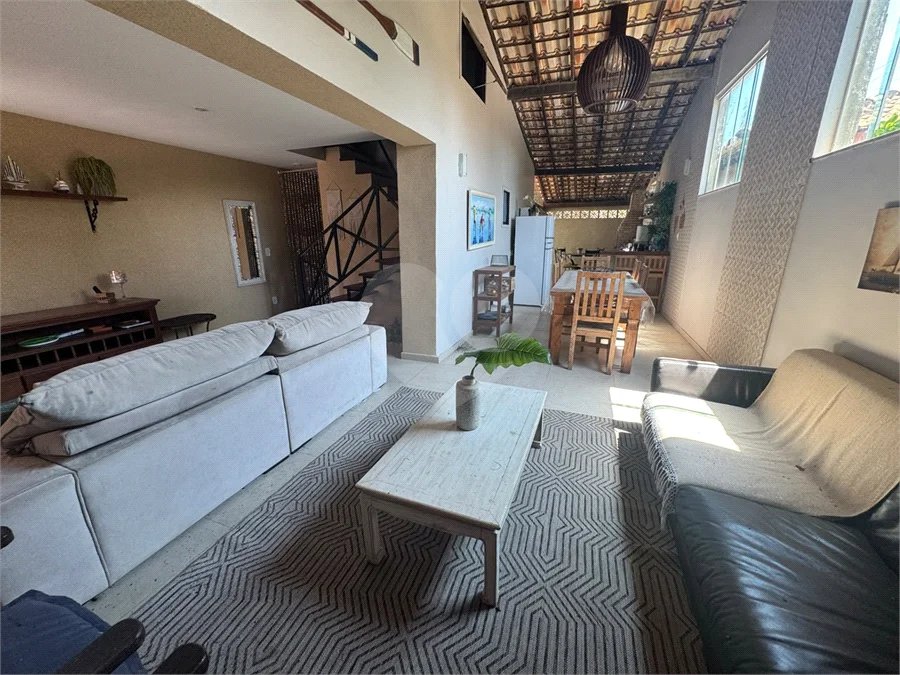 Casa à venda com 3 quartos, sendo 1 suíte,  em Rasa, Armação dos Búzios, RJ