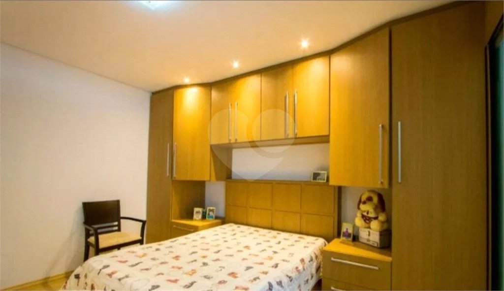 Casa com 172m² , 3 dormitórios , sendo 1 suíte , 2 vagas , à venda no Jardim Alvorada em Santo André.
