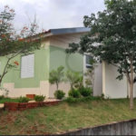 Casa Térrea no Condomínio Moradas II.
