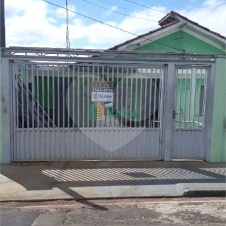 Casa térrea para venda no Parque Primavera.