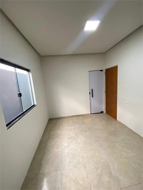 Casa à venda com 2 quartos, sendo 1 suíte,  em Nazaré, Balsas, MA