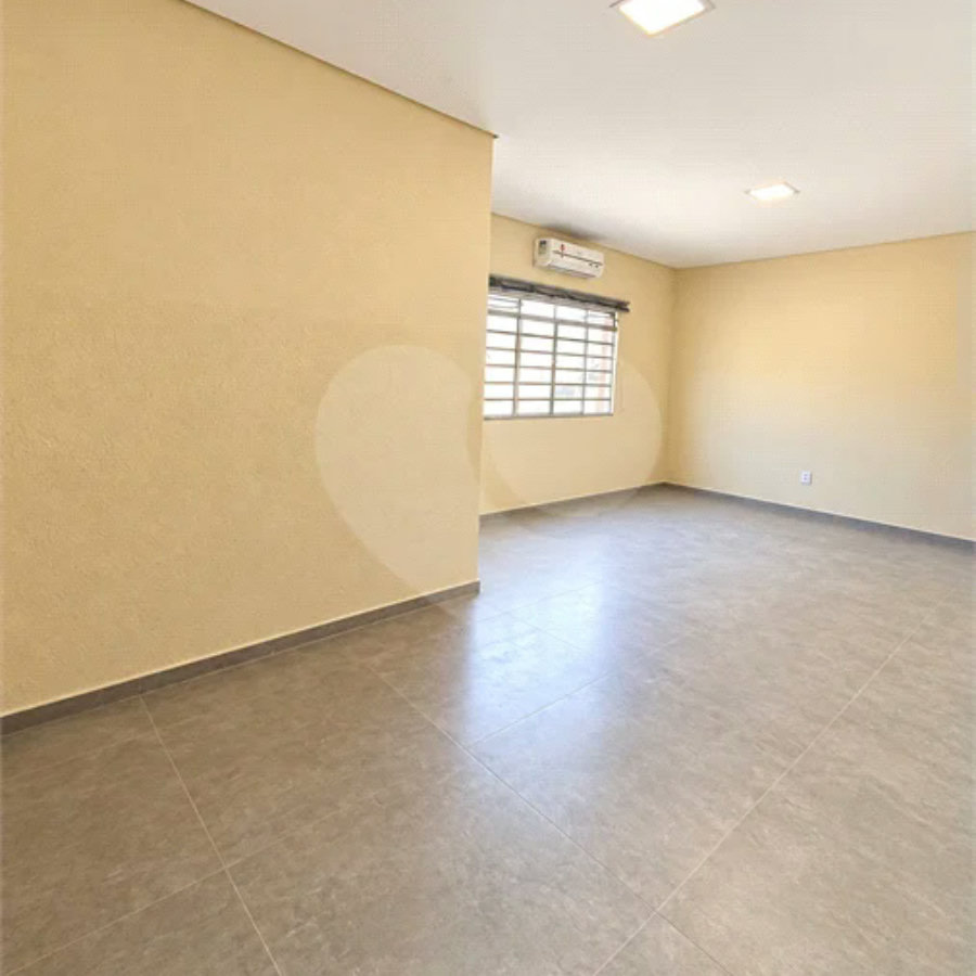Sala comercial para locação em Vinhedo - SP