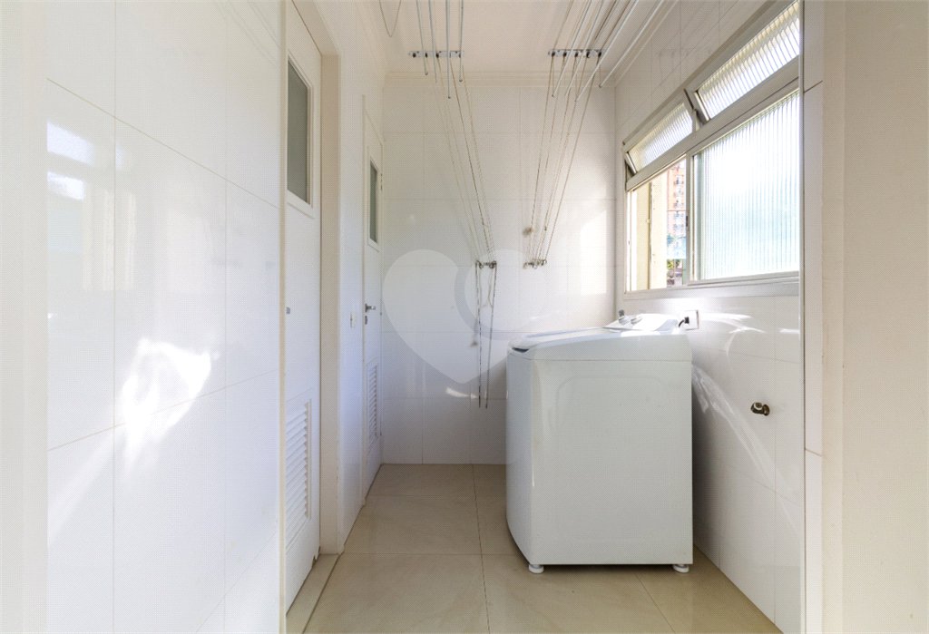 Apartamento á venda - Campo belo