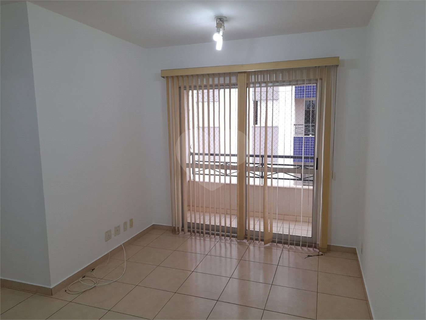 Apartamento para locação ou venda no Edifício Villagio di Napoli.