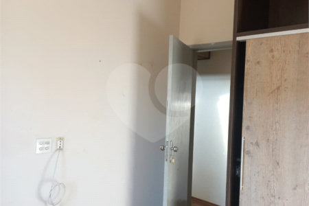 Casa espaçosa com 3 quartos e suíte em excelente bairro residencial!