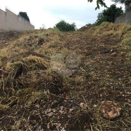 Terreno com 515,00 m² .