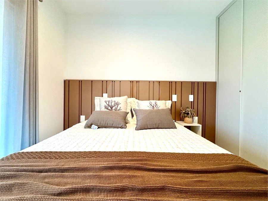 Apartamento à venda com 5 quartos, sendo 4 suítes,  em Riviera de São Lourenço, Bertioga, SP