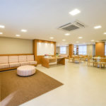 Apartamento de 127 m² em andar alto, com vista livre, 3 suítes planejadas, sacada gourmet envidraçada, 2 vagas e lazer completo, próximo ao Shopping Golden Square e à Avenida Kennedy.