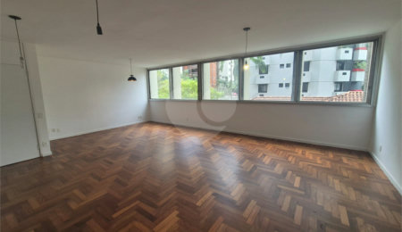 Apartamento à venda com 4 quartos, sendo 1 suíte,  em Itaim Bibi, São Paulo, SP