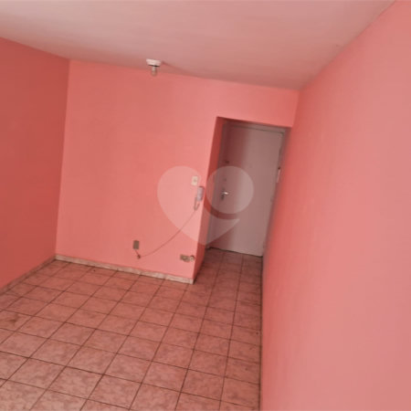 Apartamento a venda com 35m² perto de ônibus e Metrô