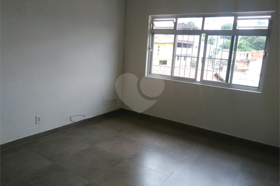 Sobrado venda ou locação HORTO com 254m2, 4 quartos, 2 sala, 2 cozinha, quintal e 3 vagas de garagem