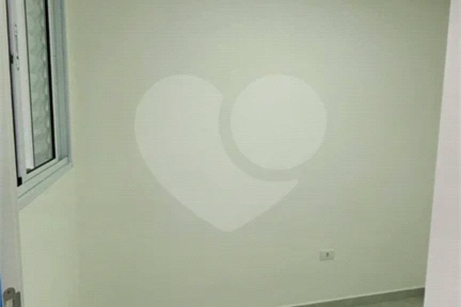 Vende-se apartamento novo na Mooca