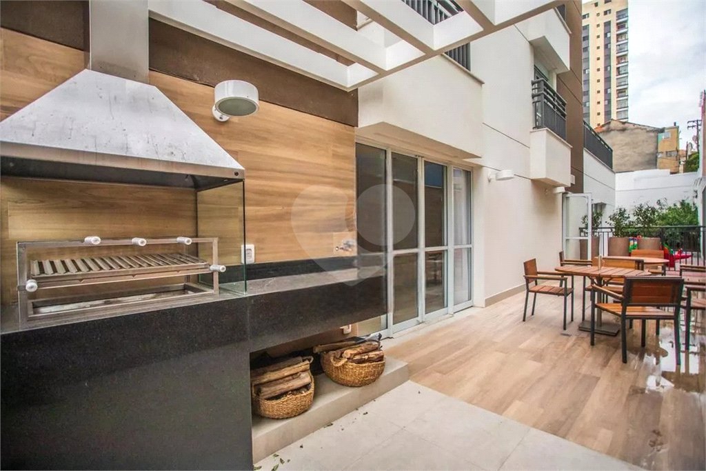 Apartamento Garden à venda ? 500 m do Metrô Conceição | Reformado e com quintal privativo