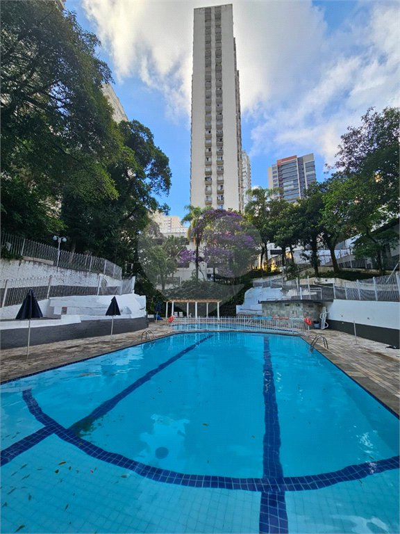 Apartamento, 3 dormitórios, 1 suíte e 2 vagas Vila Mariana