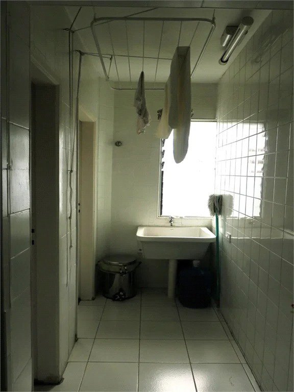Apartamento à venda com 3 quartos, sendo 1 suíte,  em Jardim Sul, São Paulo, SP