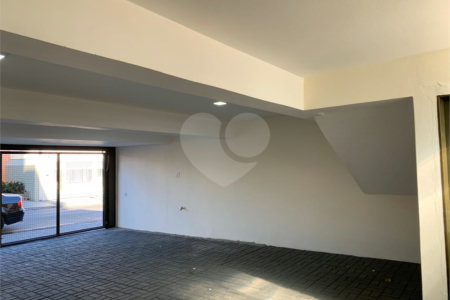 Imóvel Comercial á venda em São Carlos, rua São Sebastião.