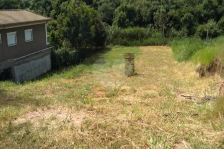 Terreno de 680m2 à Venda em Condomínio Fechado na Cidade de Vinhedo/SP.