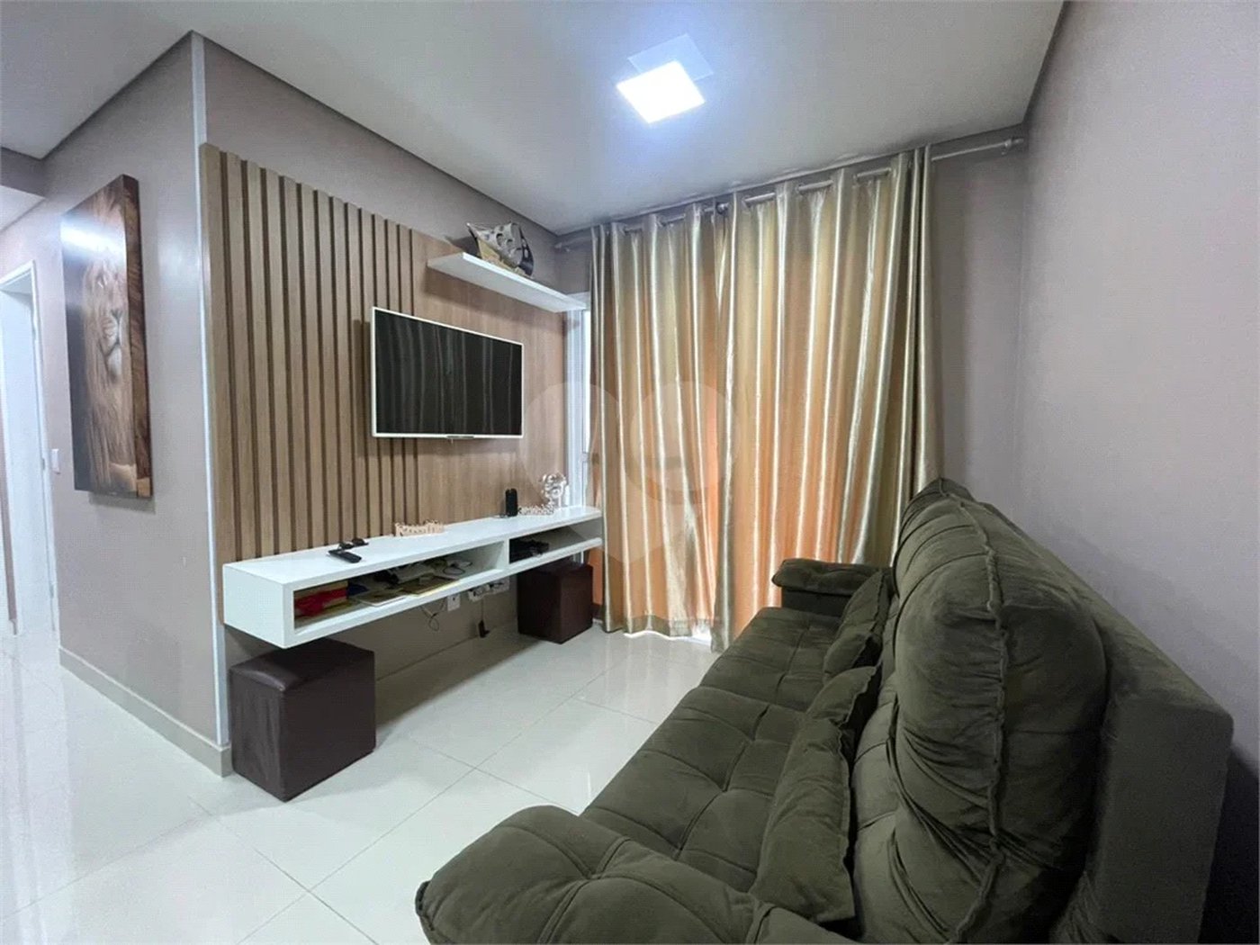Apartamento para alugar com 2 quartos, sendo 1 suíte, no Centro, Bertioga, SP