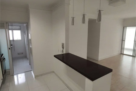 Apartamento à venda ou para alugar com 3 quartos, sendo 1 suíte, em Parque Reboucas, São Paulo, SP