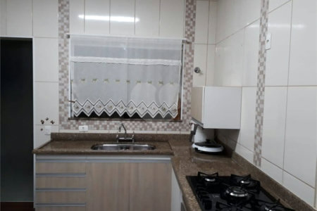 SOBRADO RESIDENCIAL EM EXCELENTE LOCALIZAÇÃO