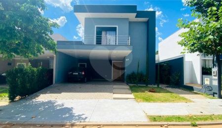 Casa à venda com 3 suítes no condomínio Village Damha III, São Carlos - SP