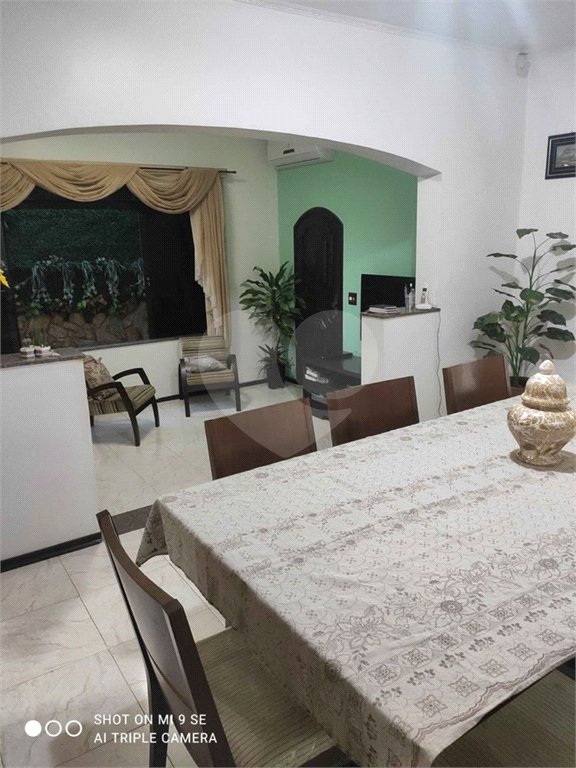 Casa térrea no Santa Felicia.