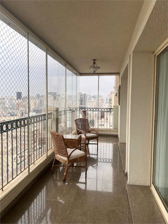 Apartamento à venda com 4 suítes em Santa Cecília, São Paulo, SP