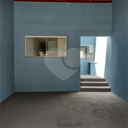 Casa térrea no Cidade Aracy .