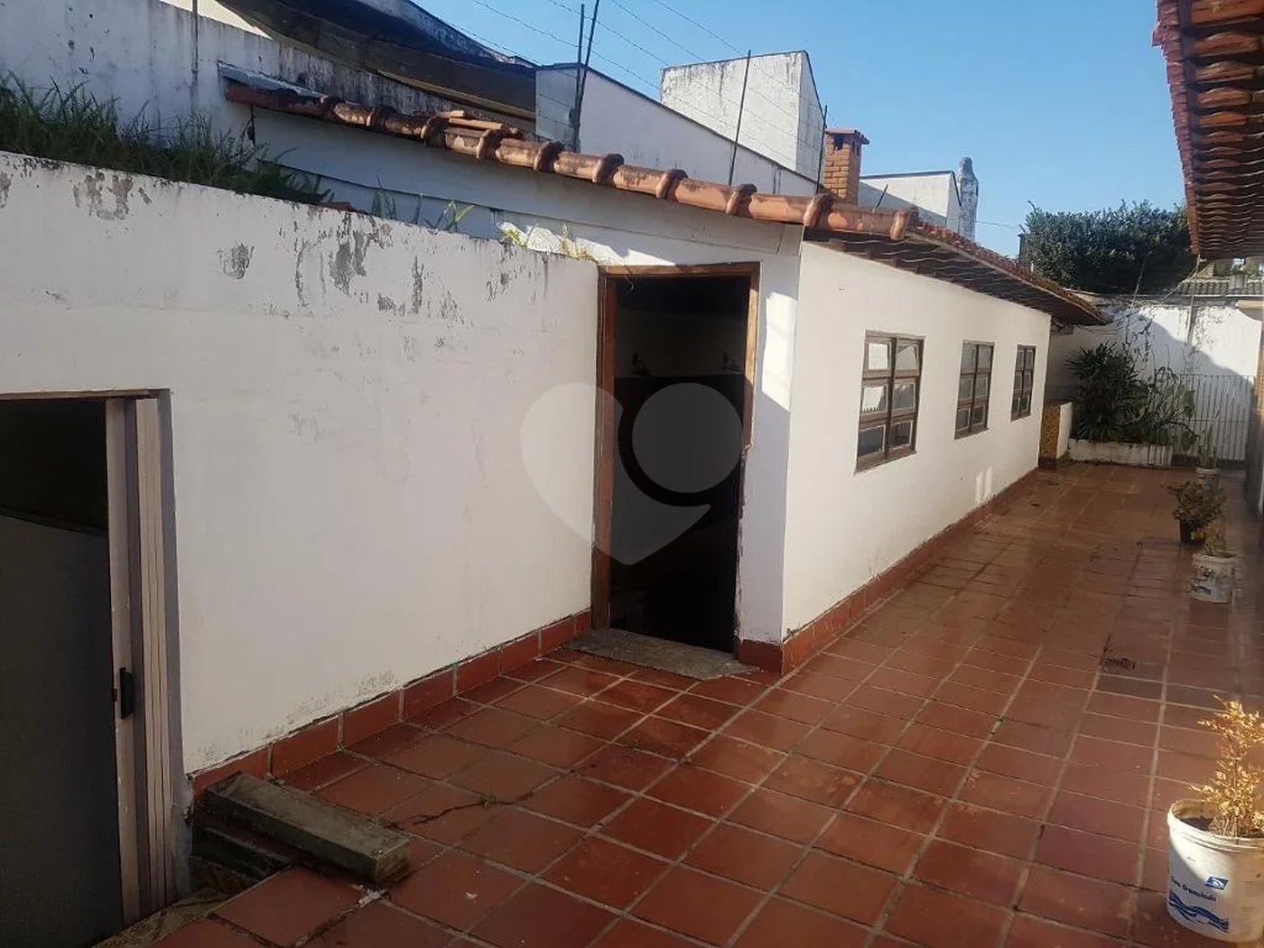 CASA TÉRREA PARA VENDA OU LOCAÇÃO COM 3 DORMITÓRIOS NO BOLSÃO DE INTERLAGOS