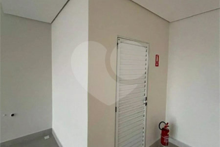 SALÃO COMERCIAL 285 m² COM MEZANINO PARA LOCAÇÃO / VENDA