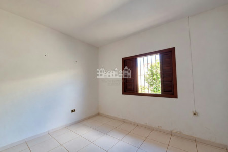 Casa Térrea à venda com 4 quartos, sendo 2 suítes, em Loteamento Loanda, Atibaia, SP