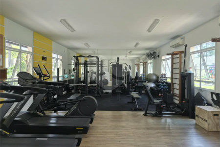 Oportunidade na Vila Leopoldina! Imóvel de 69m2, com 3 dorm., sendo 1 suíte, 2 banheiros, sala, cozinha e 2 vagas. Com ar condicionado em 2 dorm.