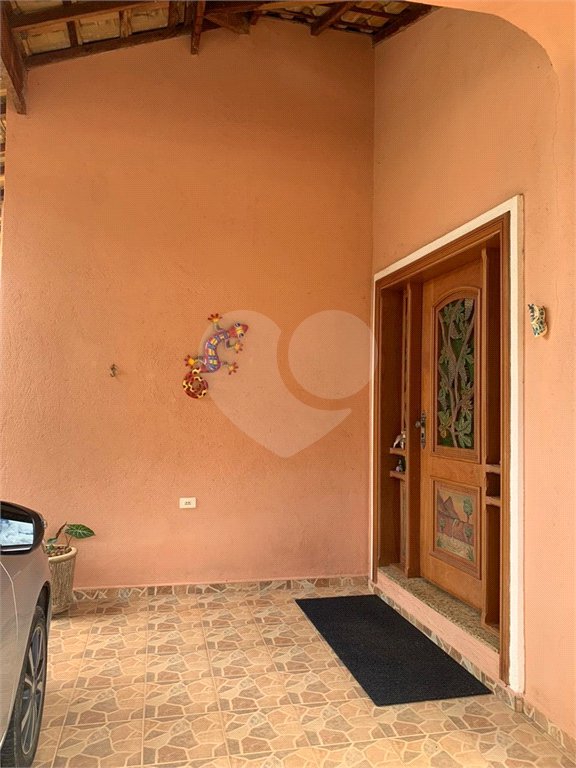 Casa ampla à venda no Vale das Flores em Atibaia