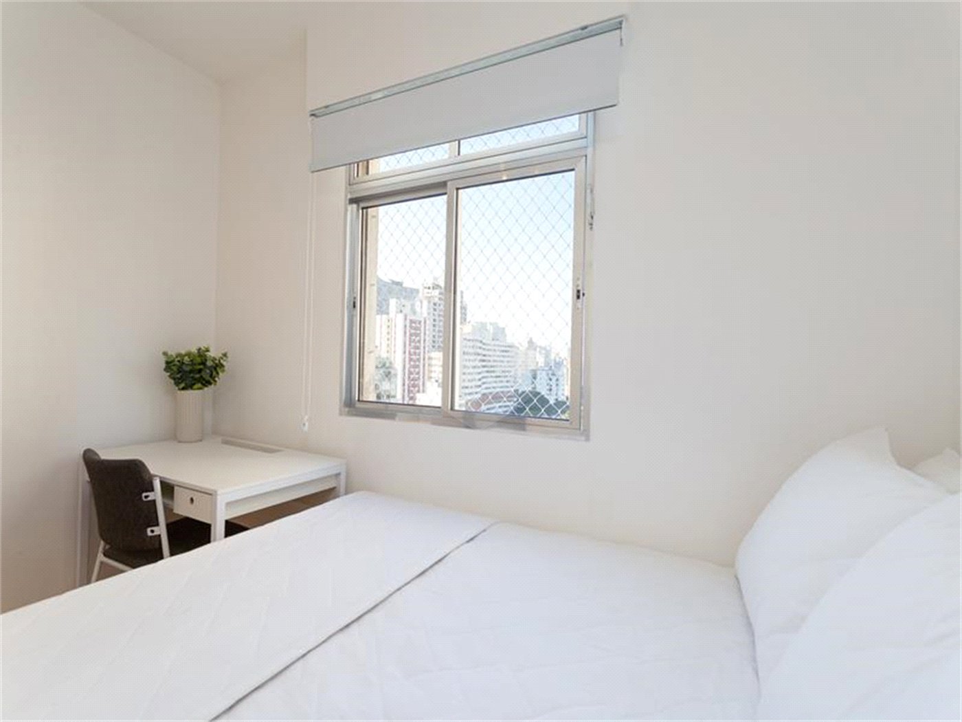 Apartamento à venda com 4 quartos, sendo 2 suítes, em Bela Vista, São Paulo, SP