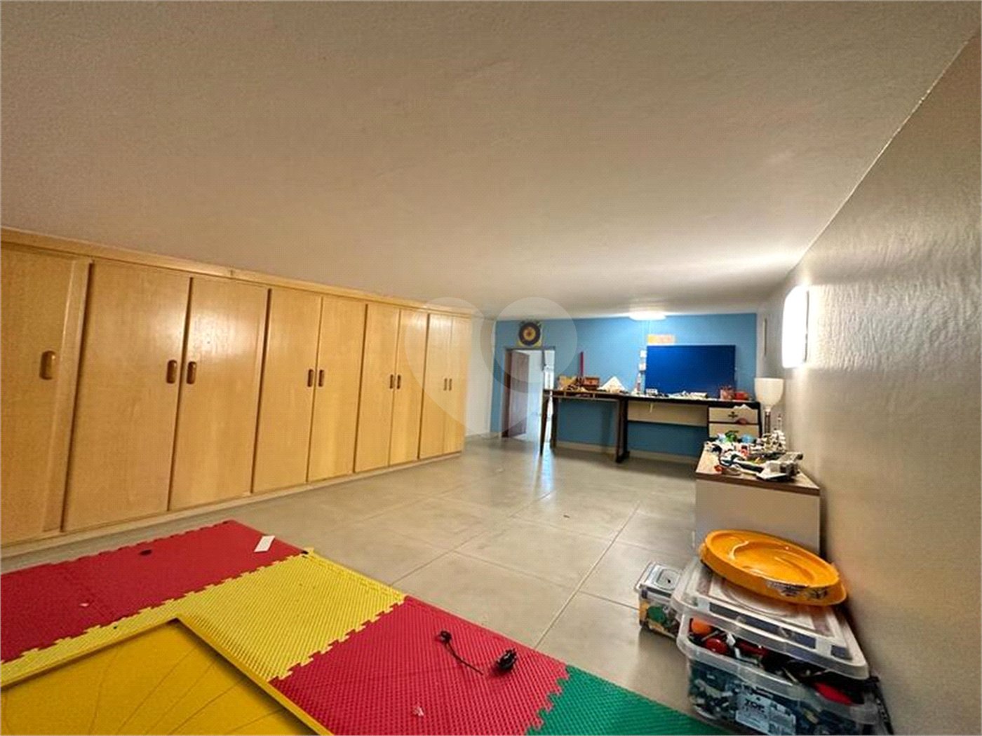 Sobrado com 5 dorm. sendo 2 suites