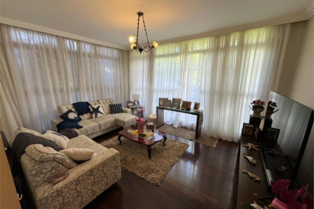 Casa com 4 quartos próxima á Santa Casa