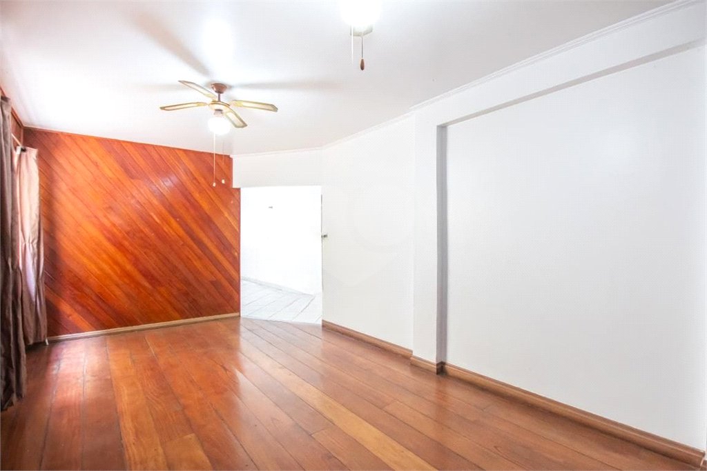 Casa à venda com 206m², 3 quartos e 2 vagas