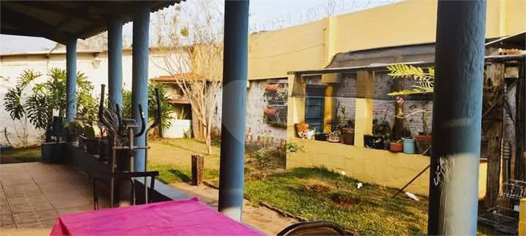 Casa Avarandada à Venda no Belverde – Espaço, Conforto e Contato com a Natureza