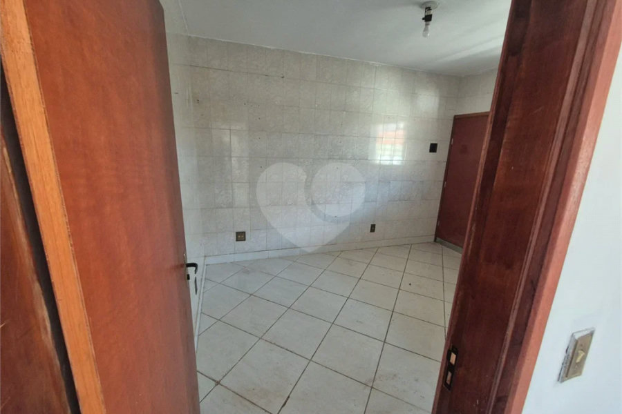 Dois imóveis em um terreno de 300 m² (12 x 25) - Com acesso independente