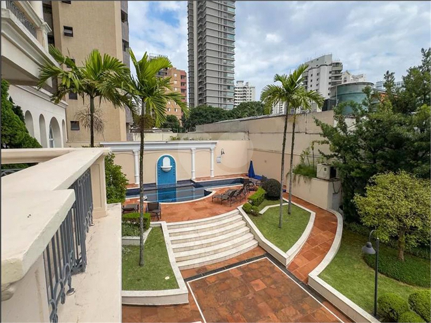Apartamento à Venda no Campo Belo – Rua Demóstenes, 606