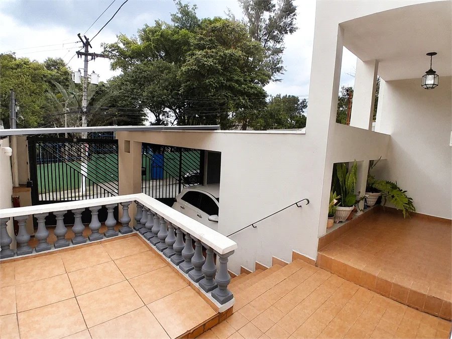 Sobrado à venda com 4 quartos, sendo 2 suítes, em Butantã, São Paulo, SP